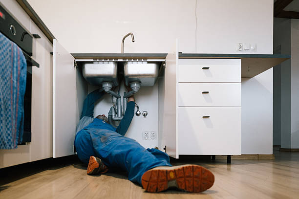 Professional Emergency Plumber technician working in Lancaster, NY